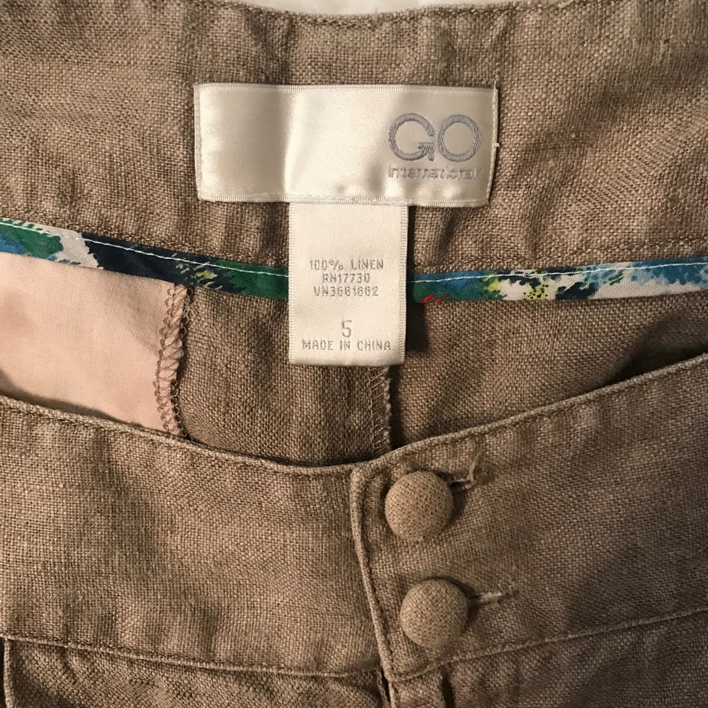 NWOT Trouser Shorts - Picture 3 of 3